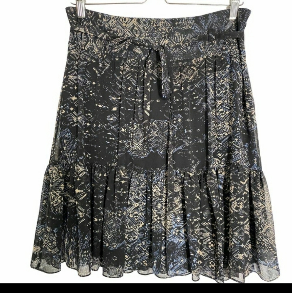 Beautiful lined skirt